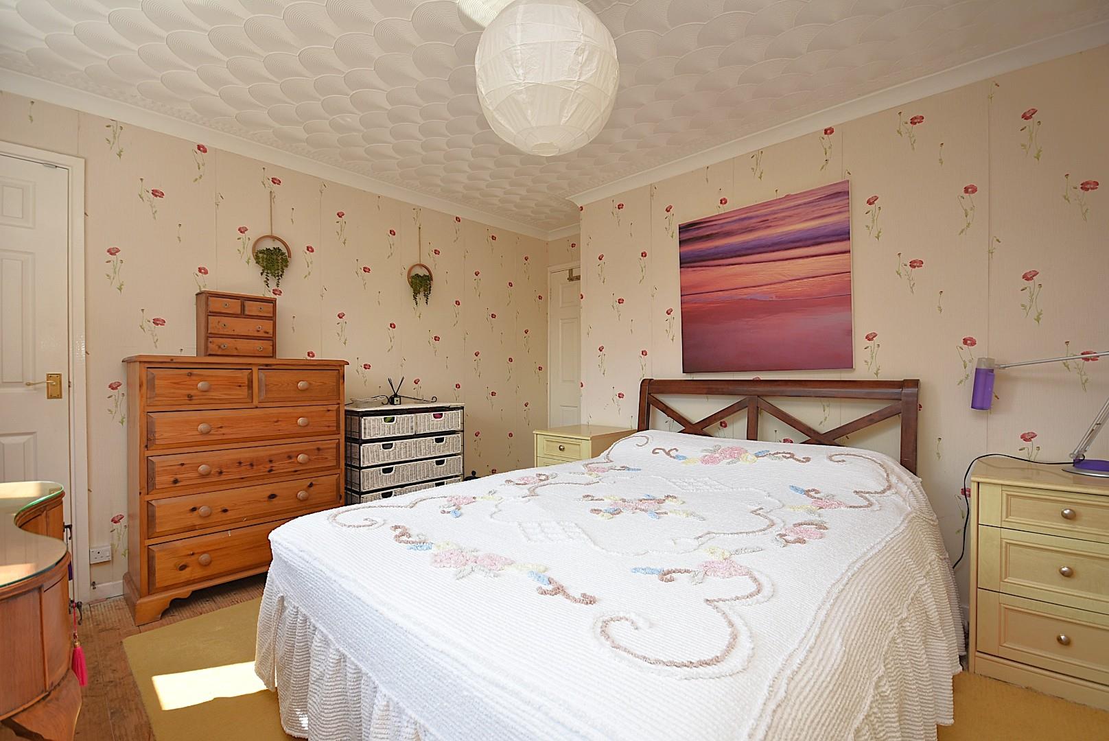 6 Rowan Close, Penarth, CF64 5BU